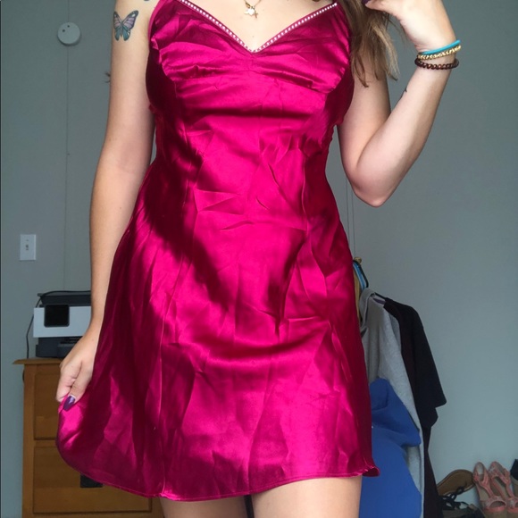 Cute little fushia colored slip dress - Picture 5 of 5